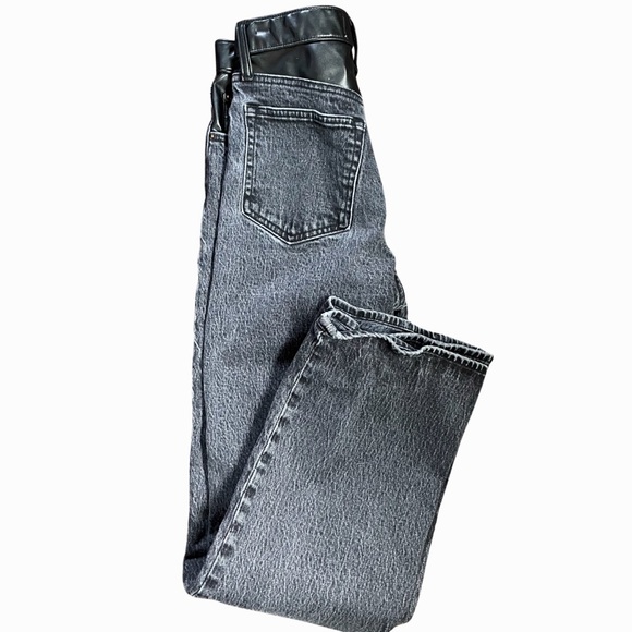 Abercrombie High Rise 90s Relaxed Jeans - Picture 3 of 4